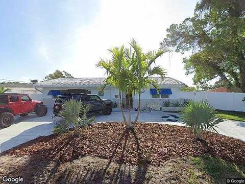 Causeway, SAINT PETERSBURG, FL 33707