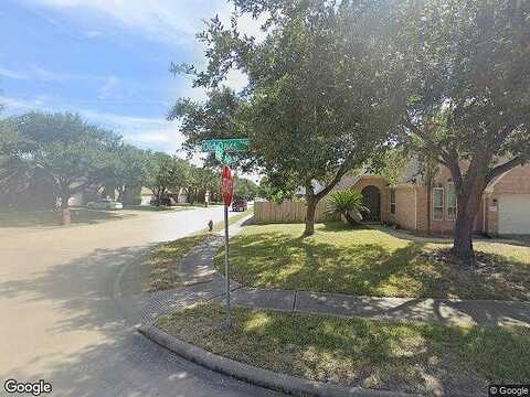 Lauren, PEARLAND, TX 77584