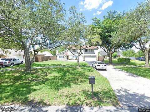 Bark, HOLLYWOOD, FL 33026