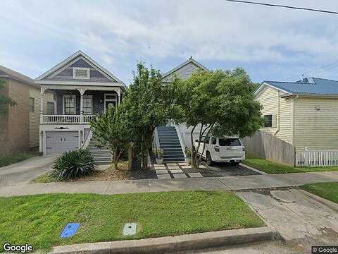 Avenue Q, GALVESTON, TX 77550