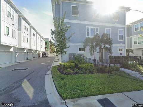 Tampania, TAMPA, FL 33609