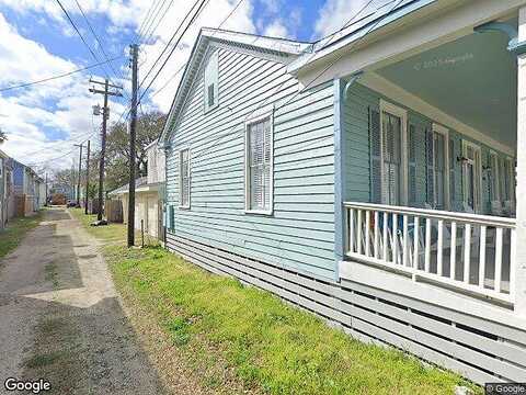 21St, GALVESTON, TX 77550