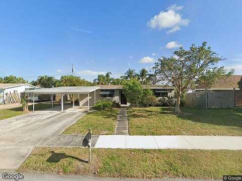 Crest, Lake Worth, FL 33461