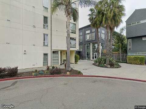 Pine, OAKLAND, CA 94607