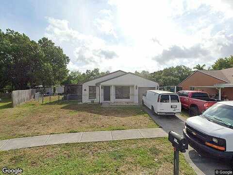 Stardust, ROYAL PALM BEACH, FL 33411