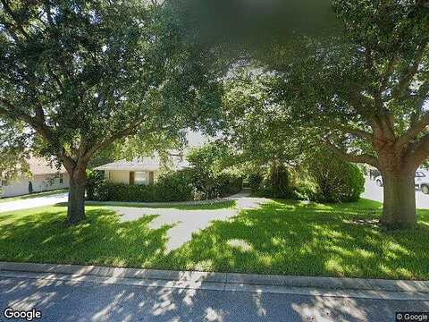 Alameda Sandra, CLERMONT, FL 34711