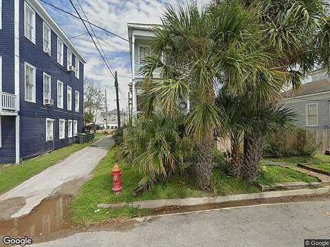 20Th, GALVESTON, TX 77550