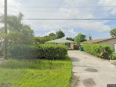 99Th, NAPLES, FL 34108