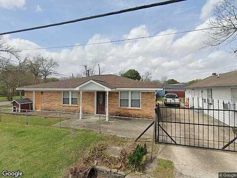 Salina, HOUSTON, TX 77026