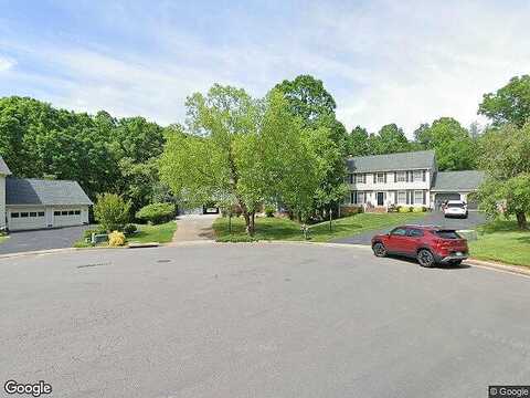 Kings Chase, ROANOKE, VA 24018