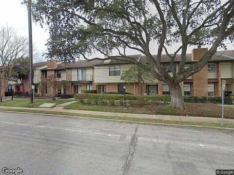 Bering, HOUSTON, TX 77057