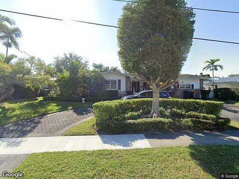 196Th, NORTH MIAMI BEACH, FL 33179