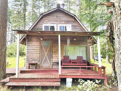 Village, RAINIER, WA 98576