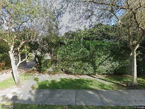 60Th, PINECREST, FL 33156