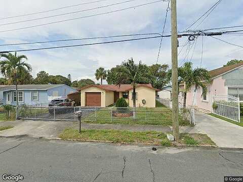 Bignonia, WEST PALM BEACH, FL 33405
