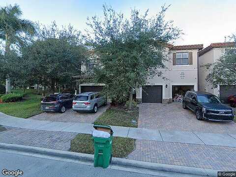50Th, LAUDERDALE LAKES, FL 33319