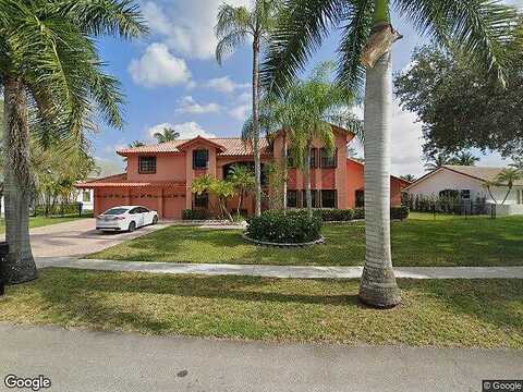 201St, PEMBROKE PINES, FL 33029