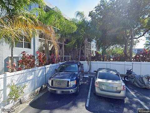 Royal Park, OAKLAND PARK, FL 33309