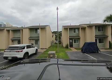 Abbie, PANAMA CITY BEACH, FL 32407