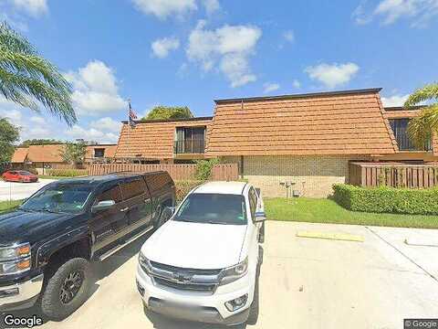9Th, GREENACRES, FL 33463