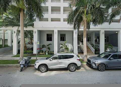 14Th, MIAMI, FL 33131