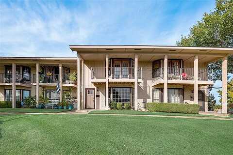 Marina Dr, Garland, TX 75043