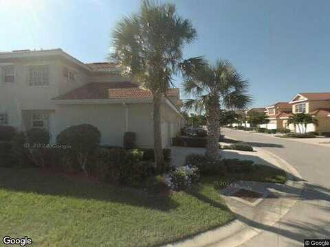 W Hyde Park Ct, Fort Myers, FL 33912