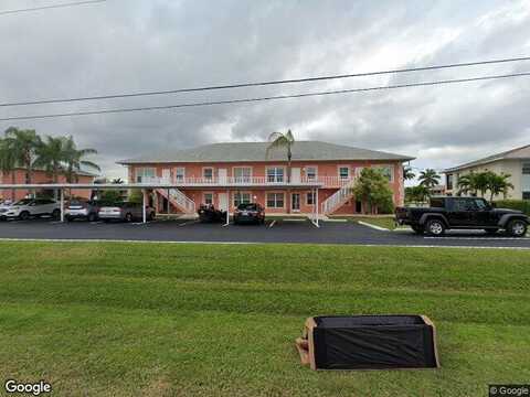 Se 5Th Pl, Cape Coral, FL 33904