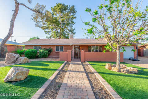 Bryn Mawr, TUCSON, AZ 85711