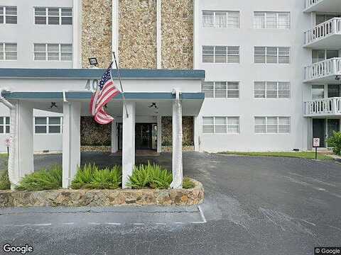 14Th, HALLANDALE BEACH, FL 33009