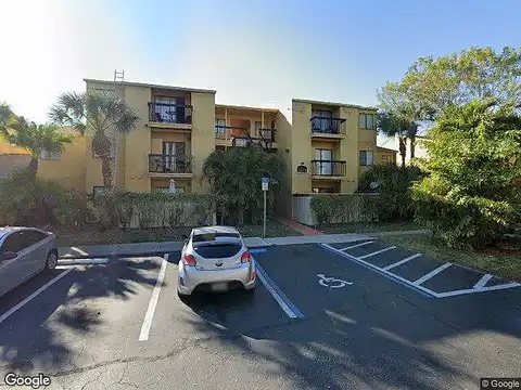 Winkler Ave, Fort Myers, FL 33916