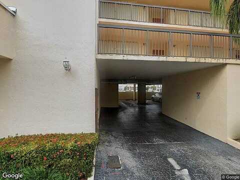 Golden Isles, HALLANDALE BEACH, FL 33009