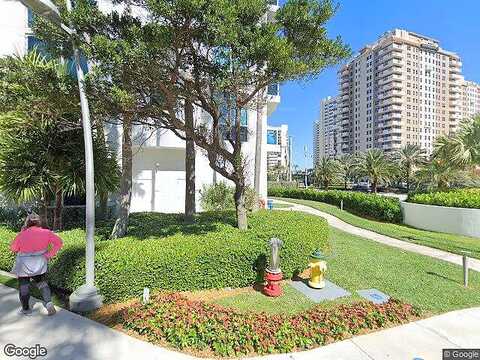 Ocean, HALLANDALE BEACH, FL 33009