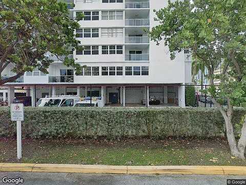 Ocean, HALLANDALE BEACH, FL 33009