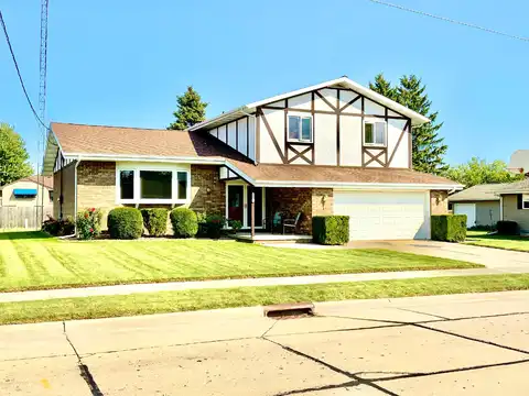 23Rd, MANITOWOC, WI 54220
