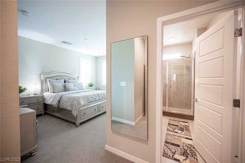 Gravitation Dr, Las Vegas, NV 89135