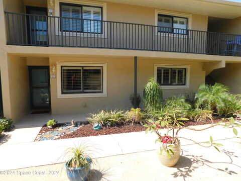 Desoto Pkwy, Satellite Beach, FL 32937