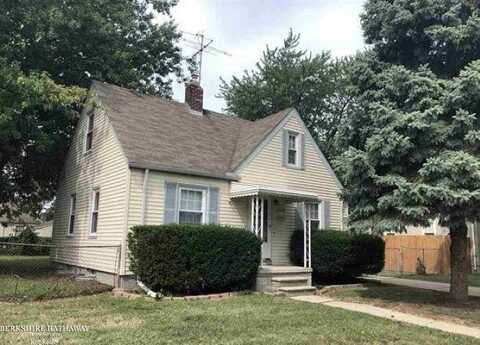 22069 lambrecht, Eastpointe, MI 48021