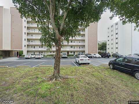14Th, HALLANDALE BEACH, FL 33009