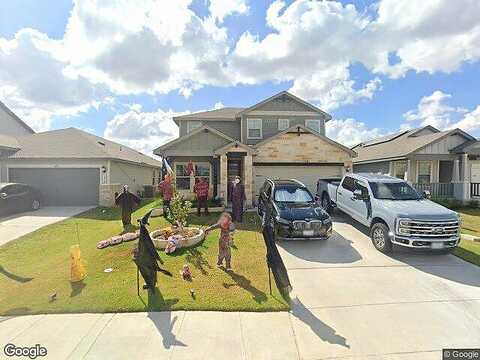 Lennea, NEW BRAUNFELS, TX 78130