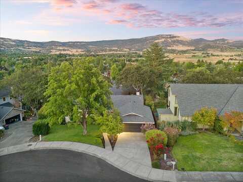 Tamara, MEDFORD, OR 97504