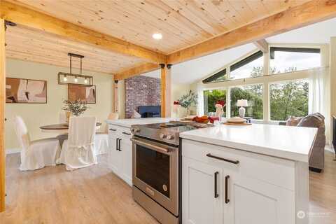 171St Avenue, BONNEY LAKE, WA 98391