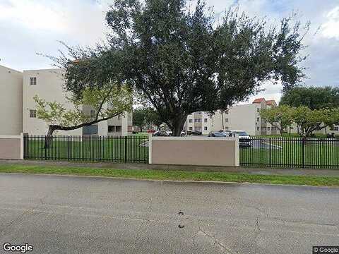 186Th, HIALEAH, FL 33015