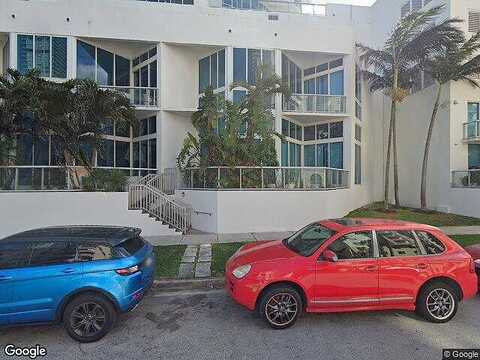 30Th, MIAMI, FL 33137