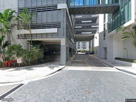 28Th, MIAMI, FL 33137