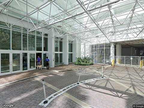 5Th, MIAMI, FL 33131