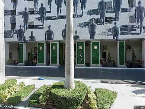 14Th, MIAMI, FL 33131