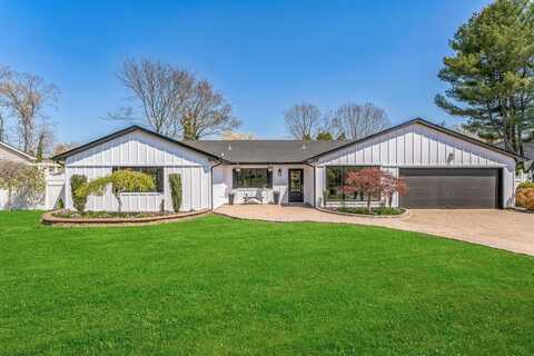3 Lynhaven Place, South Setauket, NY 11720