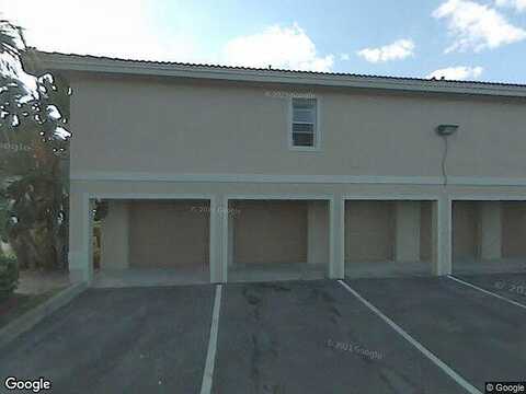 Ibis Club Dr, Naples, FL 34104