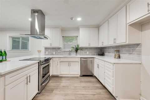 Bedford, HURST, TX 76053